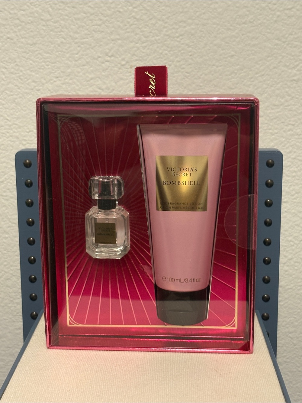 NIB Victoria’s Secret Bombshell Set